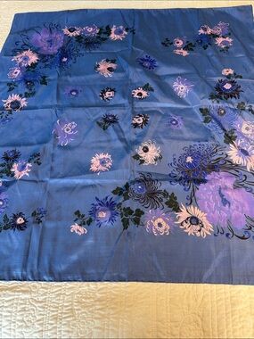 Blue Floral Handwoven Thai Silk Scarf-Chrysanthemum Print